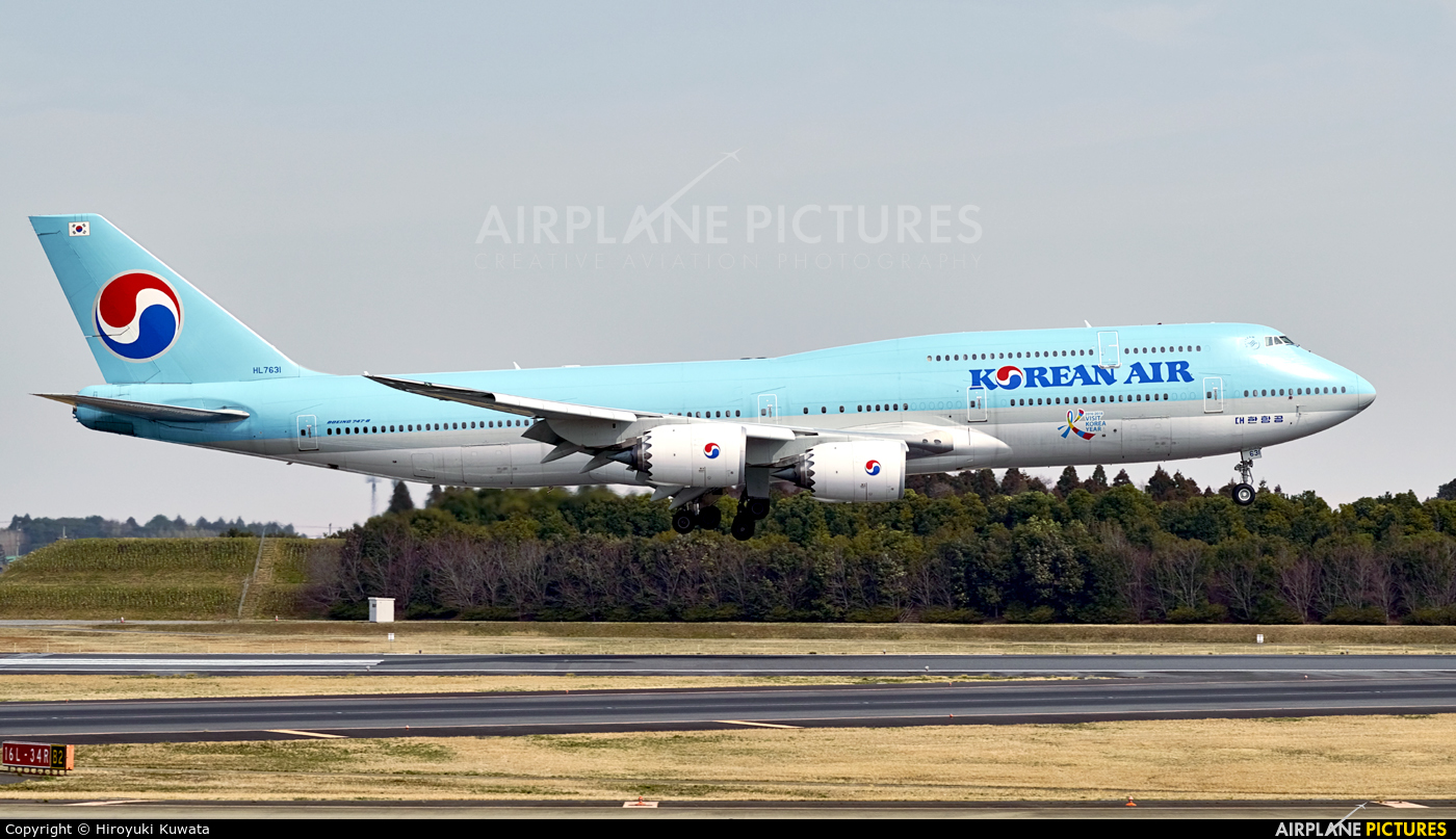 Korean Air HL7631 aircraft at Tokyo - Narita Intl