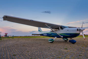D-EEFI - Private Cessna 172 Skyhawk (all models except RG)