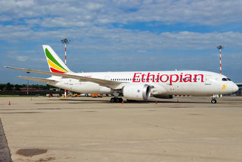 ET-ARF - Ethiopian Airlines Boeing 787-8 Dreamliner