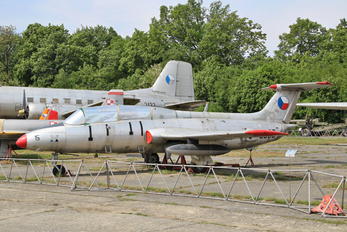 0303 - Czech - Air Force Aero L-29 Delfín