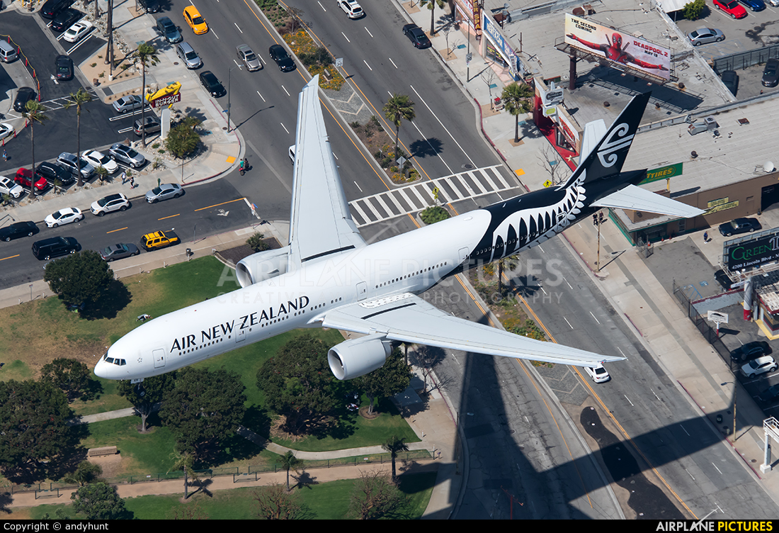 Air New Zealand ZK-OKR aircraft at Los Angeles Intl