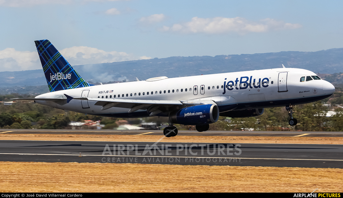 JetBlue Airways N517JB aircraft at San Jose - Juan Santamaría Intl