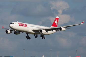 HB-JMD - Swiss Airbus A340-300