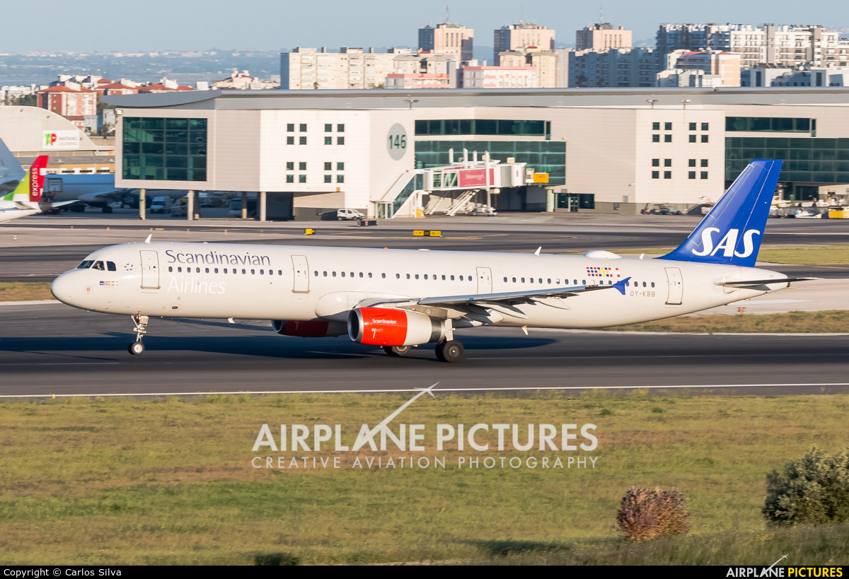SAS - Scandinavian Airlines OY-KBB aircraft at Lisbon