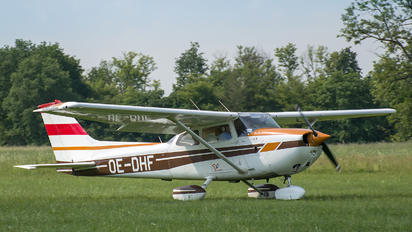 OE-DHF - Private Cessna 172 Skyhawk (all models except RG)