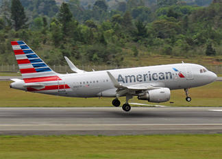 N9017P - American Airlines Airbus A319