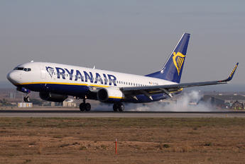 EI-EBX - Ryanair Boeing 737-800