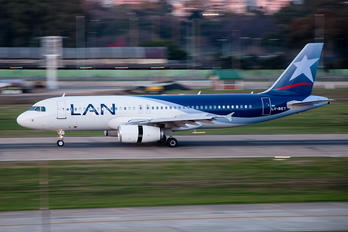 LV-BET - LAN Argentina Airbus A320
