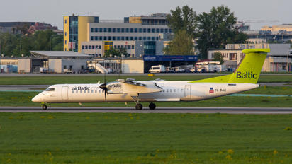 YL-BAE - Air Baltic de Havilland Canada DHC-8-400Q / Bombardier Q400