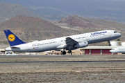 D-AIDC - Lufthansa Airbus A321 aircraft