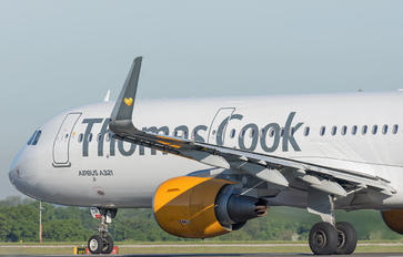 G-TCDM - Thomas Cook Airbus A321