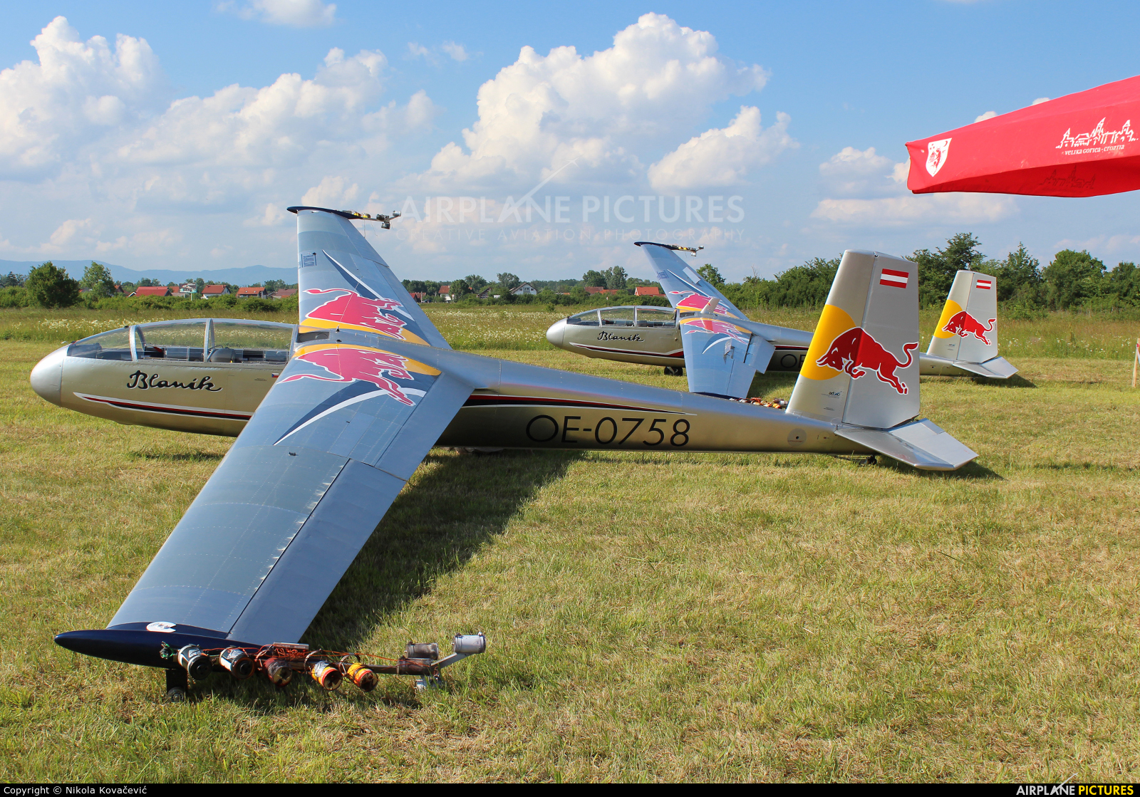 The Flying Bulls OE-0758 aircraft at Velika Gorica/ZTC