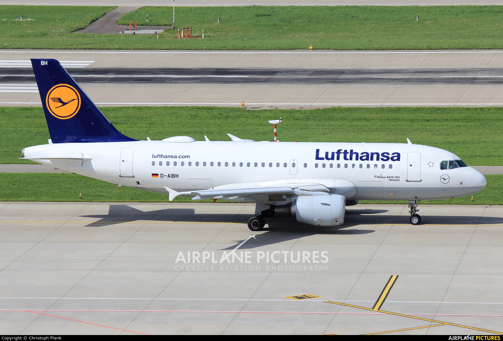 Lufthansa D-AIBH aircraft at Zurich