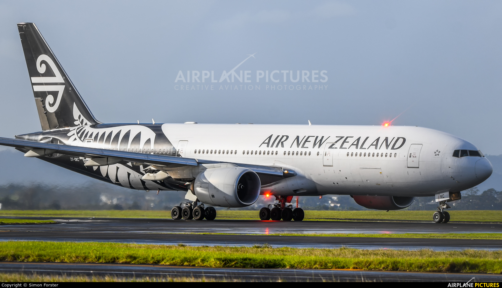 Air New Zealand ZK-OKC aircraft at Auckland Intl
