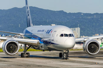 JA840A - ANA - All Nippon Airways Boeing 787-8 Dreamliner