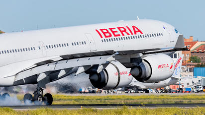 EC-LEU - Iberia Airbus A340-600