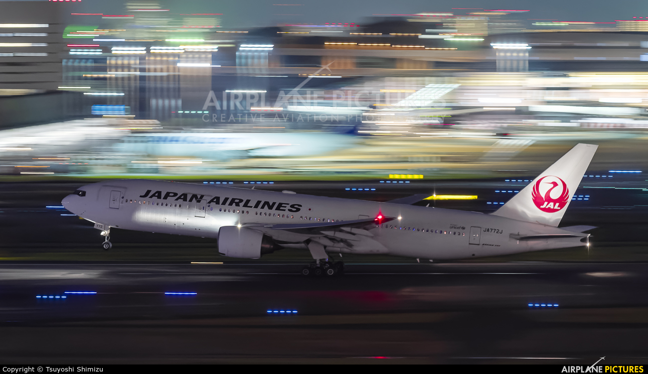 JAL - Japan Airlines JA772J aircraft at Tokyo - Haneda Intl