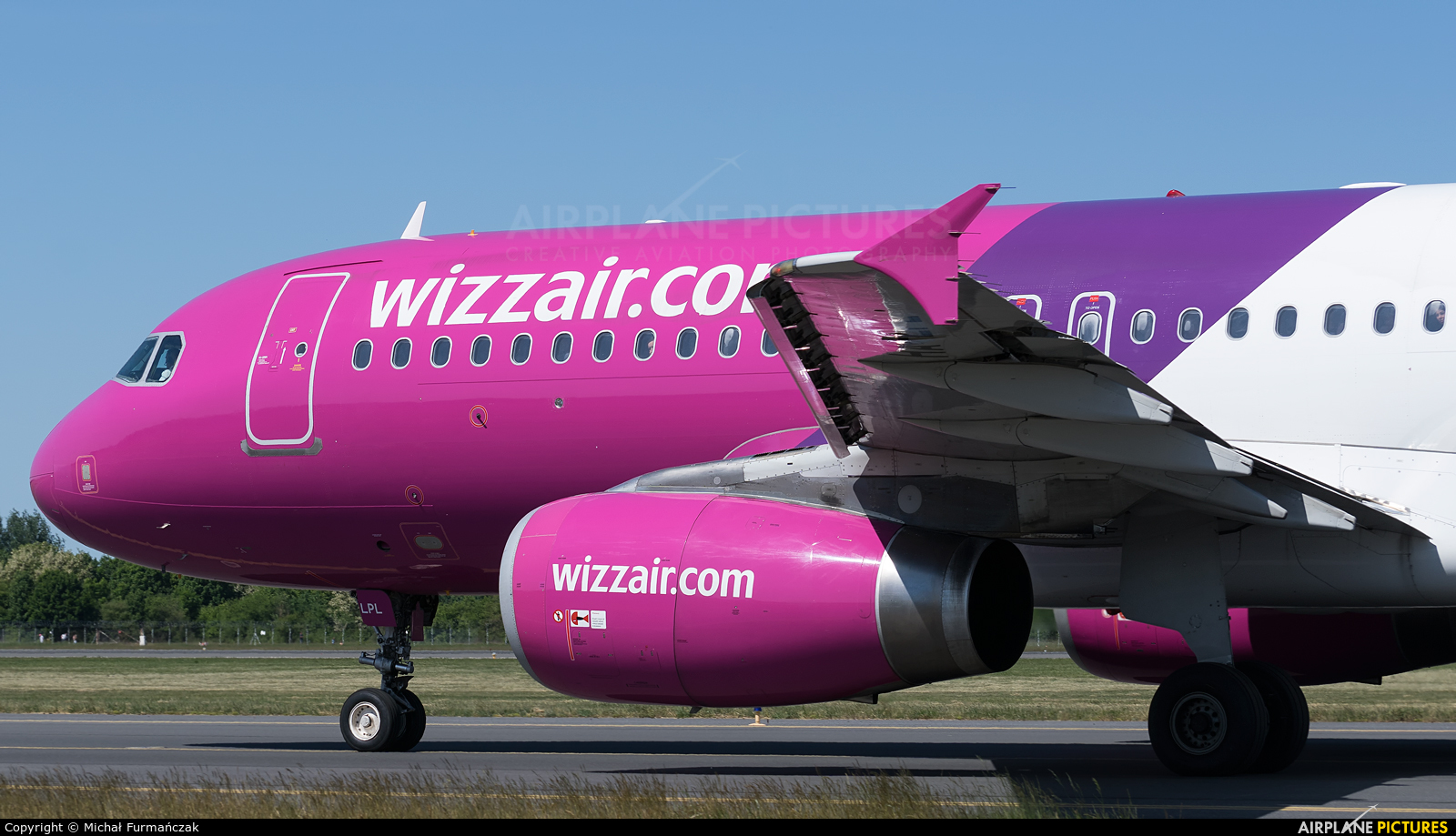 Wizz Air HA-LPL aircraft at Poznań - Ławica