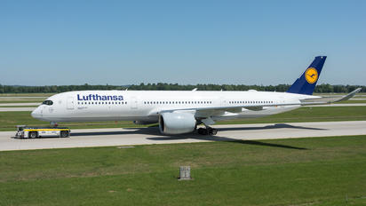 D-AIXB - Lufthansa Airbus A350-900