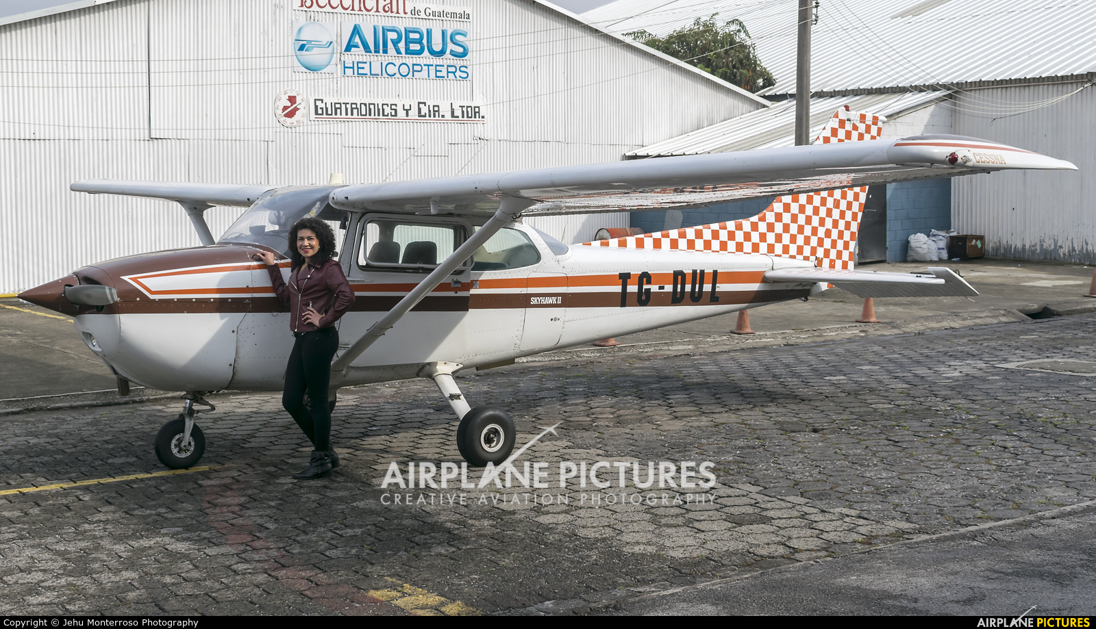 - Aviation Glamour TG-DUL aircraft at Guatemala - La Aurora
