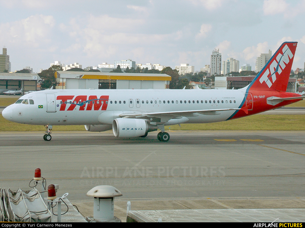 TAM PR-MHF aircraft at São Paulo - Congonhas