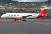 EC-LUD - Iberia Express Airbus A320 aircraft