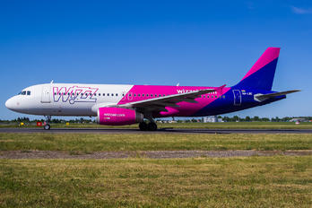 HA-LWC - Wizz Air Airbus A320