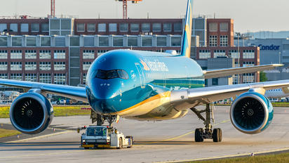 VN-A893 - Vietnam Airlines Airbus A350-900