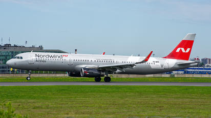 VQ-BRS - Nordwind Airlines Airbus A321