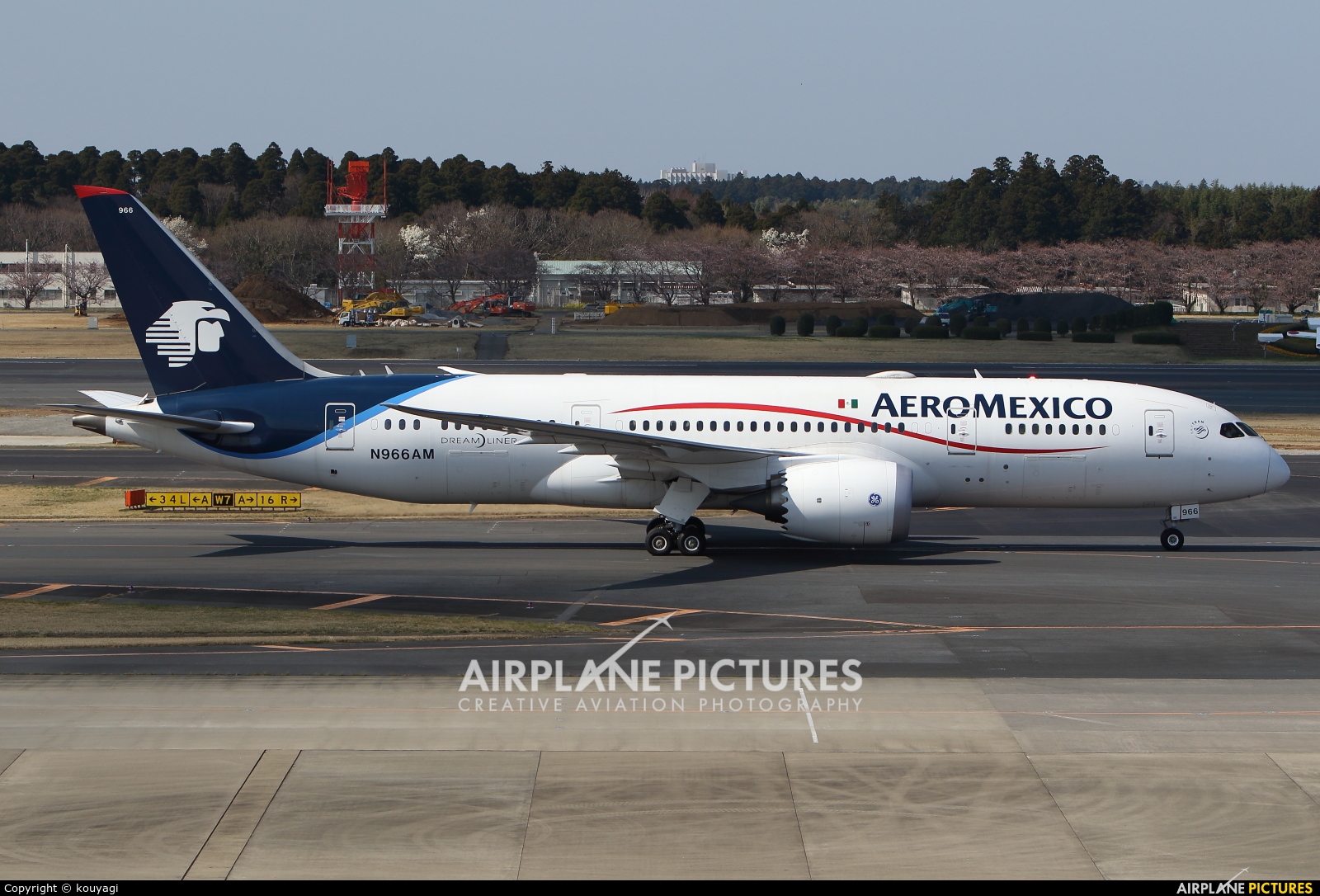Aeromexico N966AM aircraft at Tokyo - Narita Intl