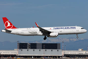 TC-JSZ - Turkish Airlines Airbus A321
