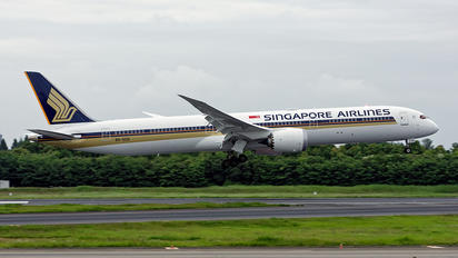 9V-SCD - Singapore Airlines Boeing 787-10 Dreamliner