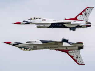 91-0392 - USA - Air Force : Thunderbirds Lockheed Martin F-16C Fighting Falcon