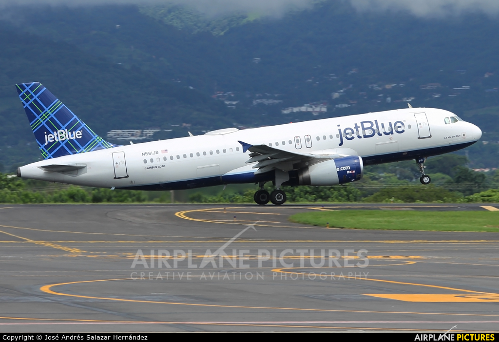 JetBlue Airways N561JB aircraft at San Jose - Juan Santamaría Intl