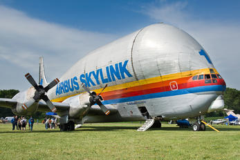 F-BTGV - Airbus Skylink Boeing 377 Super Guppy