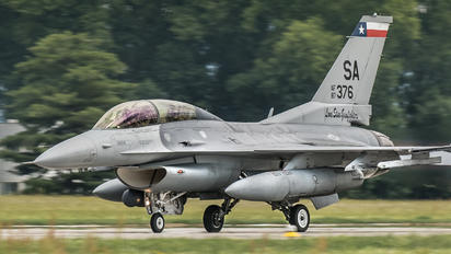 87-0376 - USA - Air National Guard General Dynamics F-16D Fighting Falcon