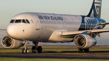 ZK-OXL - Air New Zealand Airbus A320