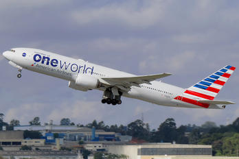 N796AN - American Airlines Boeing 777-200ER