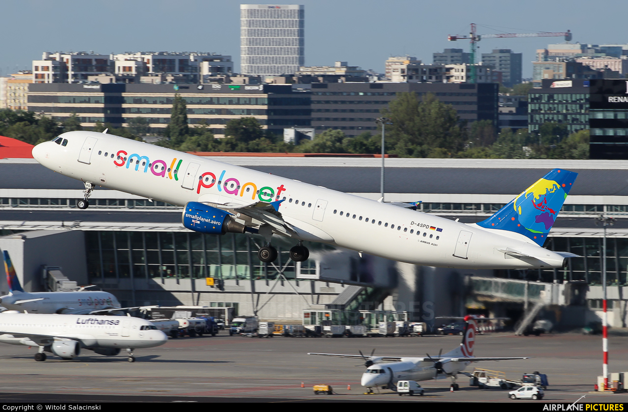 Blue Panorama Airlines D-ASPD aircraft at Warsaw - Frederic Chopin