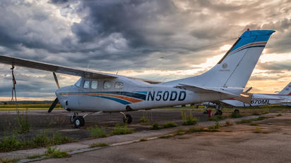N50DD - Private Cessna 210N Silver Eagle