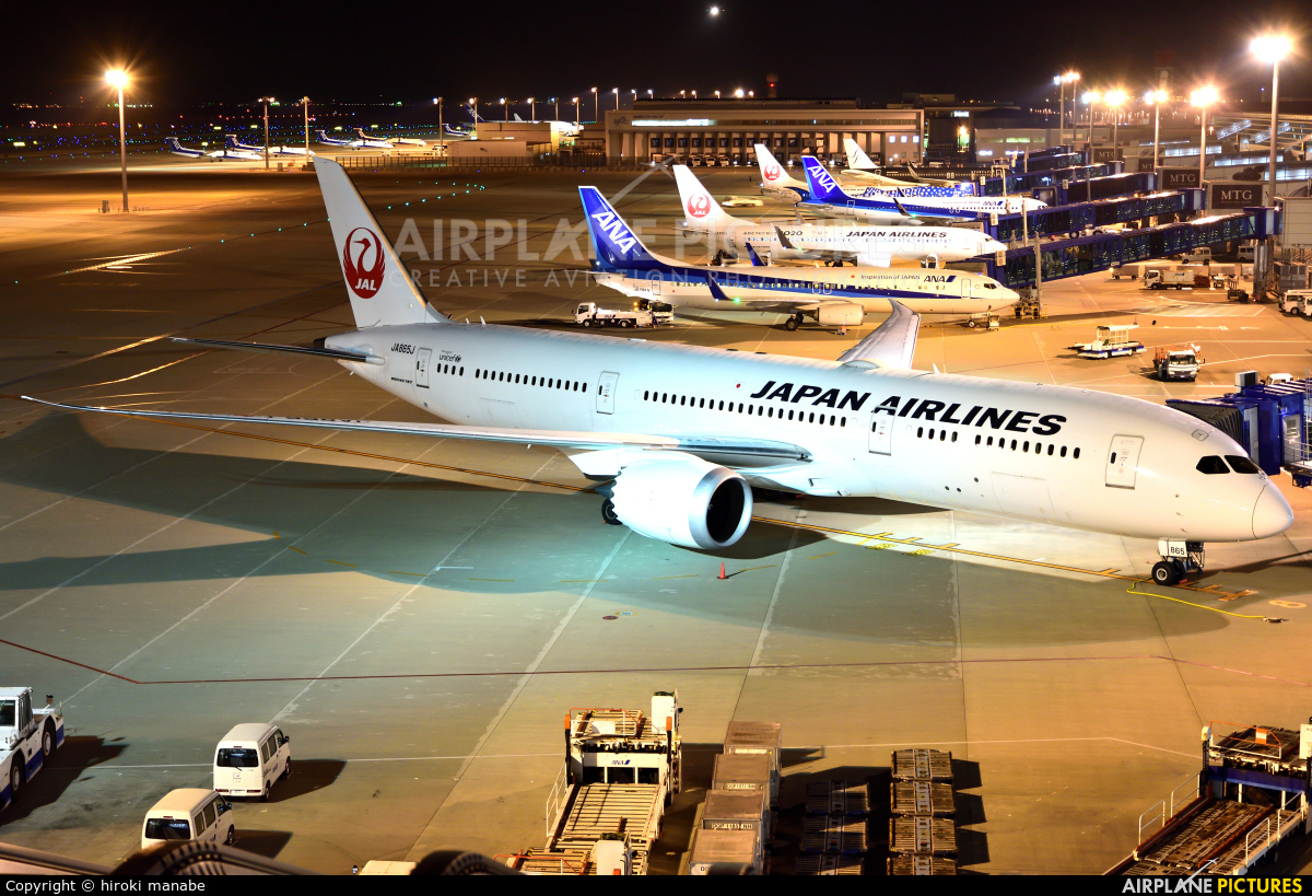 JAL - Japan Airlines JA865J aircraft at Chubu Centrair Intl