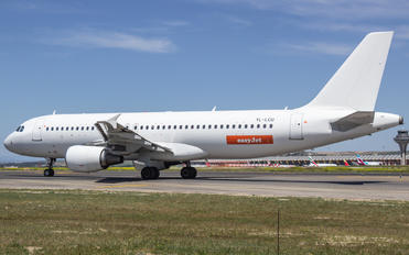 YL-LCU - SmartLynx Airbus A320