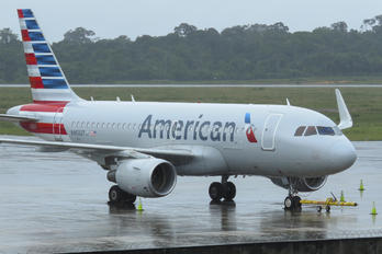 N4032T - American Airlines Airbus A319