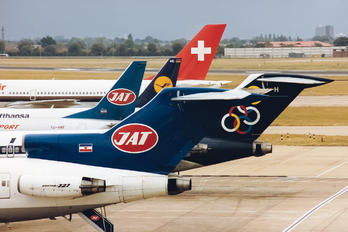 YU-AKG - JAT - Yugoslav Airlines Boeing 727-200