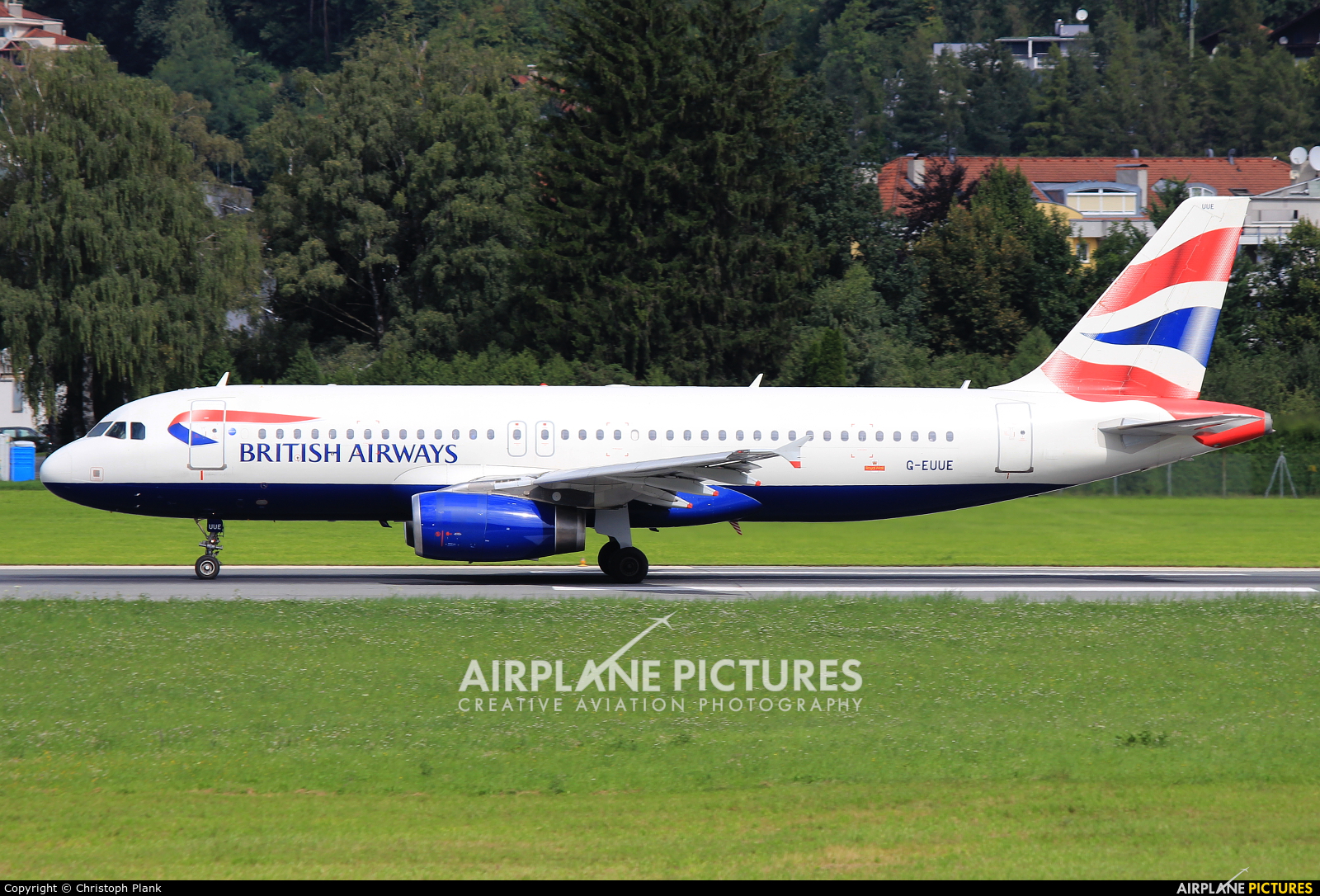 British Airways G-EUUE aircraft at Innsbruck
