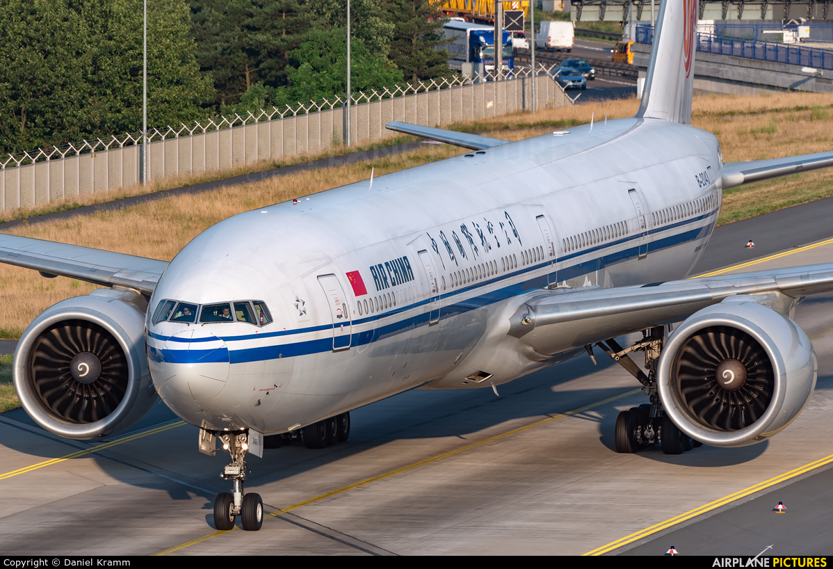 Air China B-2043 aircraft at Frankfurt