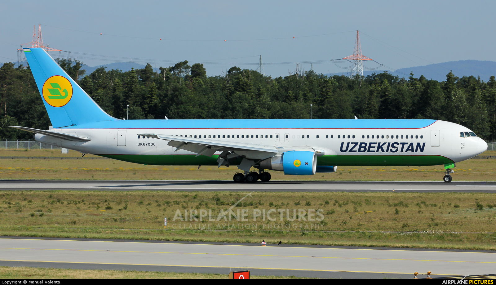 Uzbekistan Airways UK67006 aircraft at Frankfurt