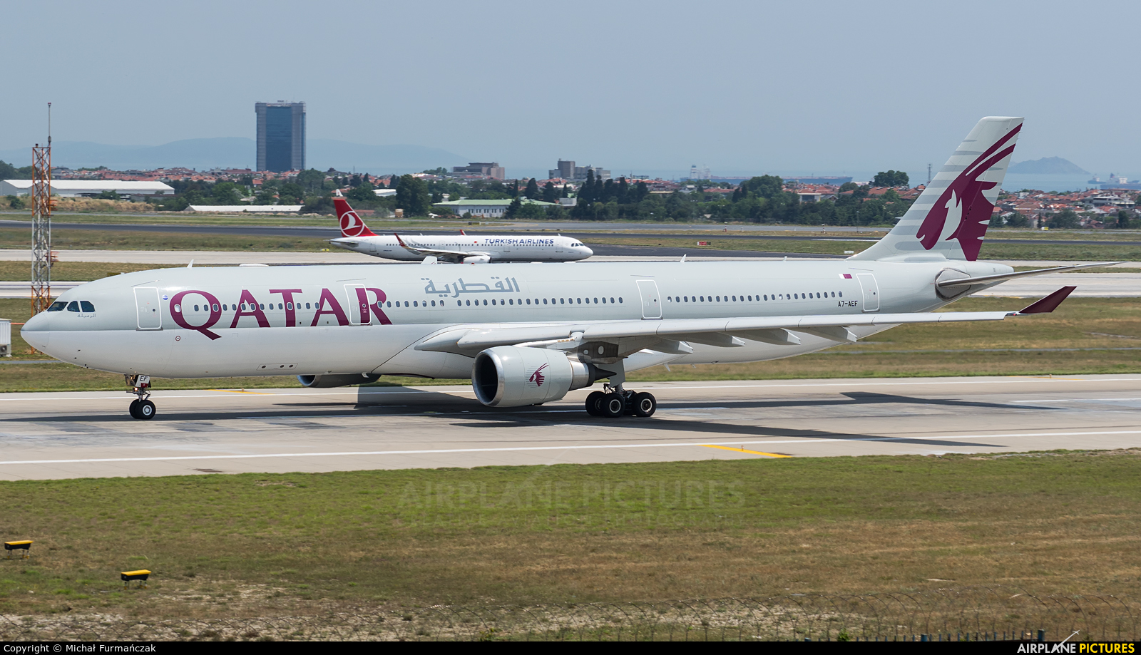 Qatar Airways A7-AEF aircraft at Istanbul - Ataturk