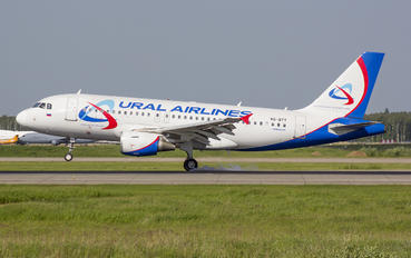 VQ-BTY - Ural Airlines Airbus A319