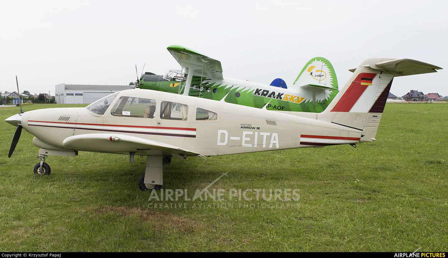 Private D-EITA aircraft at Kraków - Pobiednik Wielki
